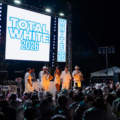 Total White Procida 2026: una notte da record tra numeri ed emozioni speciali