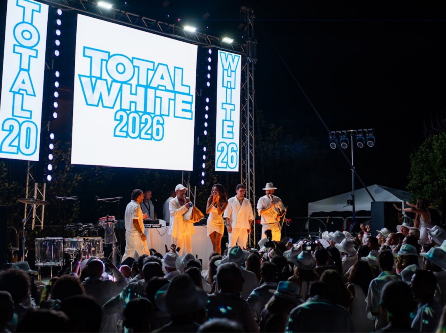 Total White Procida 2026